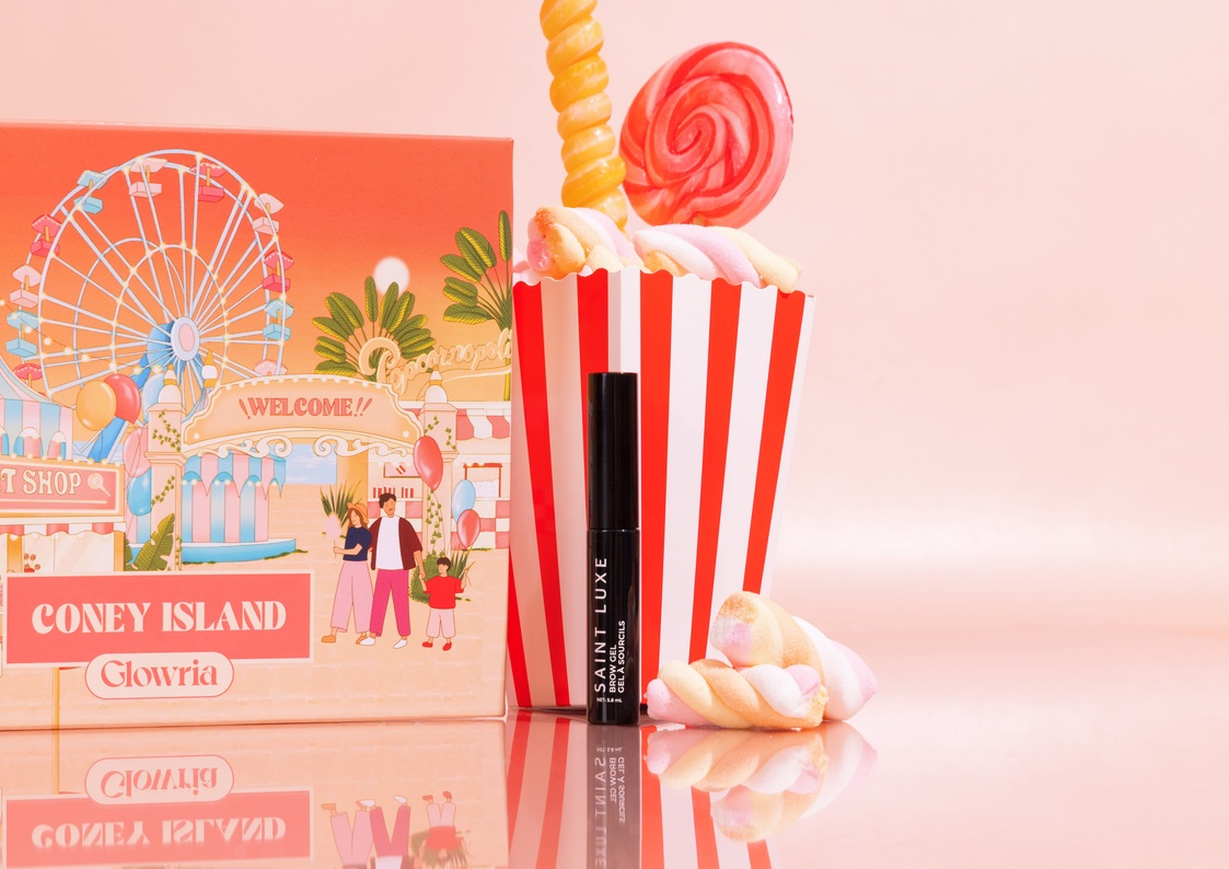 Gel Fixateur Sourcils : la touche make-up qui tient toute la journée.