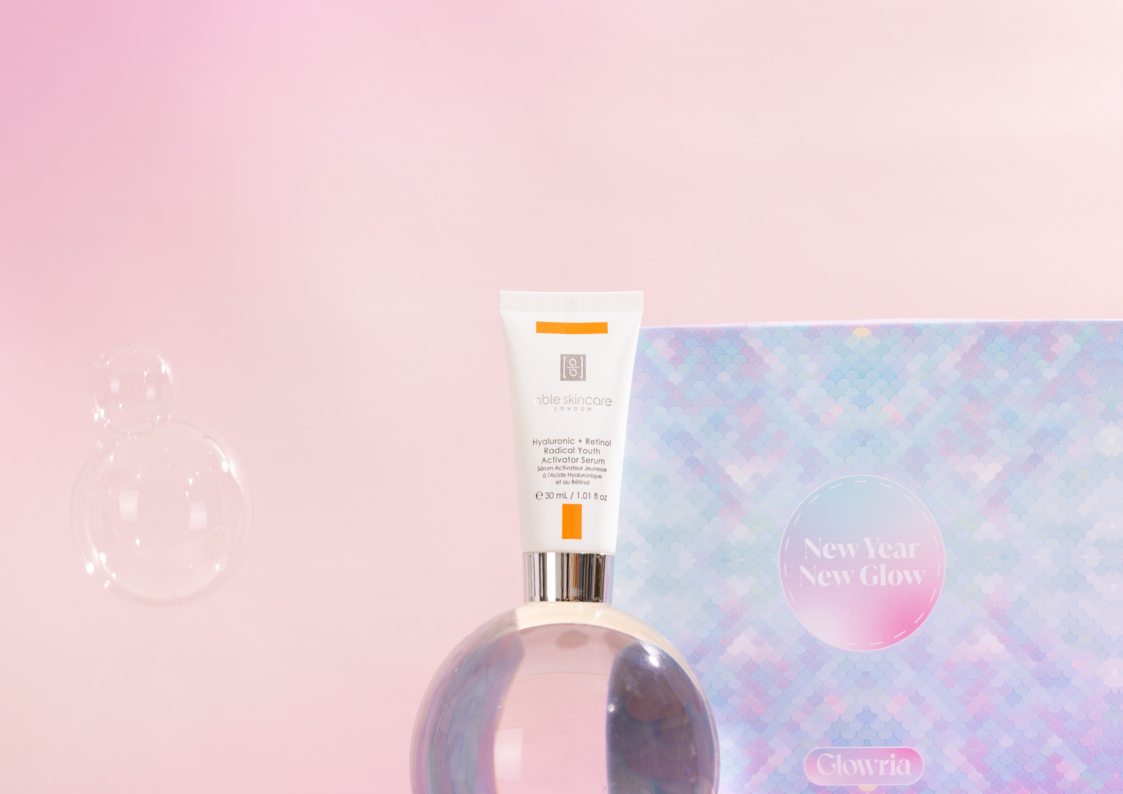 Sérum à l’Acide Hyaluronique et au Rétinol : Le sérum nouvelle génération qui révèle une peau plus jeune et plus lisse.