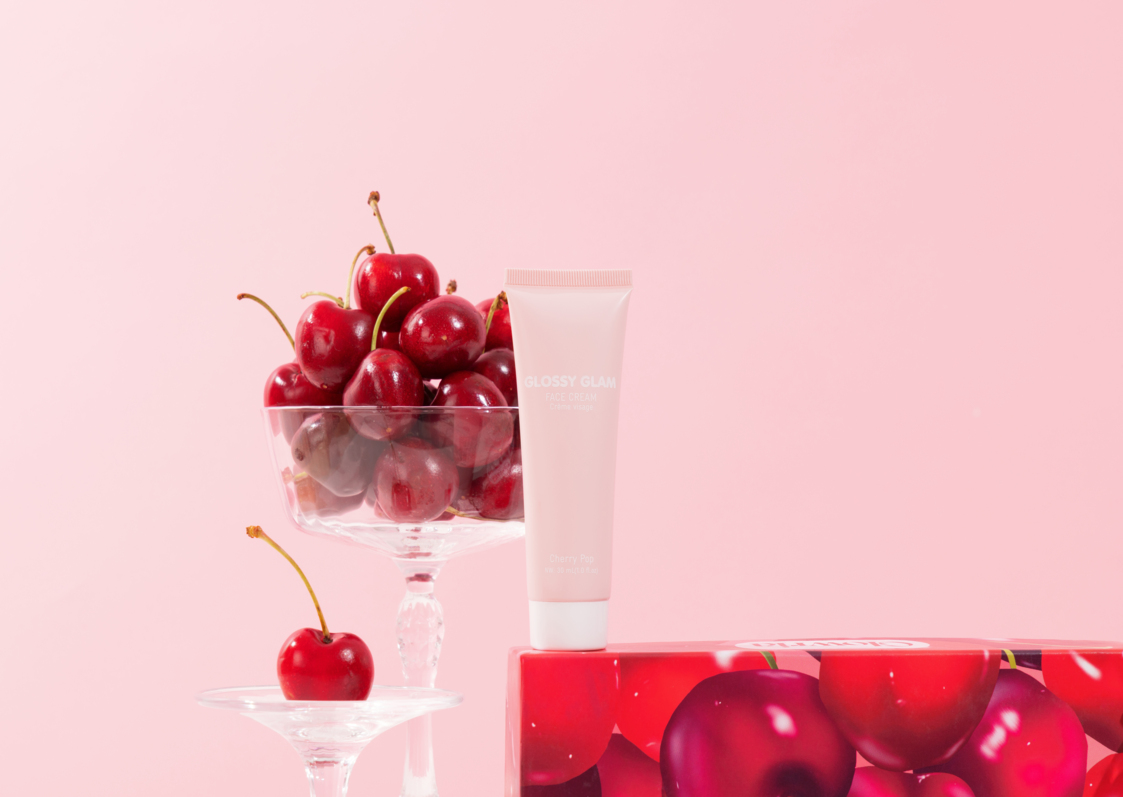 Crème Hydratante Fleur de Cerisier : une caresse rose cerise pour commencer la journée