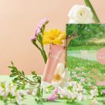 Crème Visage Mimosa : une caresse printanière pour votre peau.