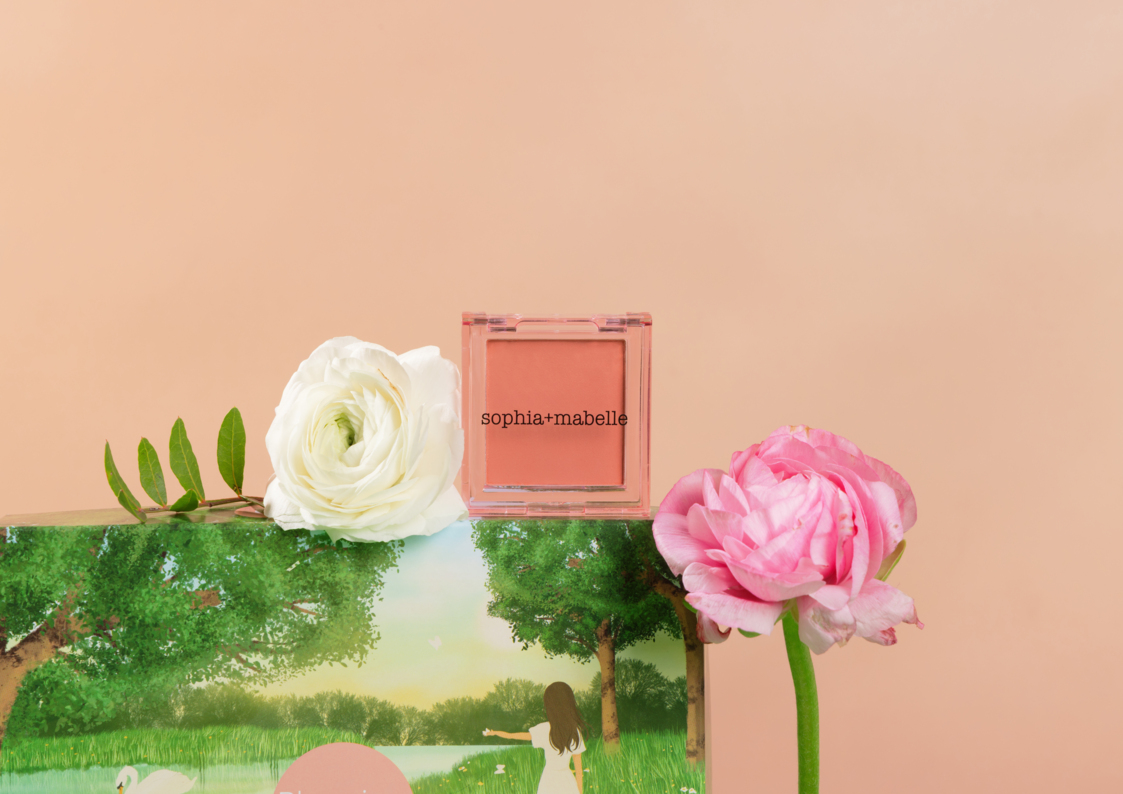 Blush Poudre Rosé : Un éclat rosé pour célébrer l’éclosion des beaux jours.