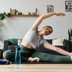 Stretching de rentrée : une routine douce pour réveiller votre corps.
