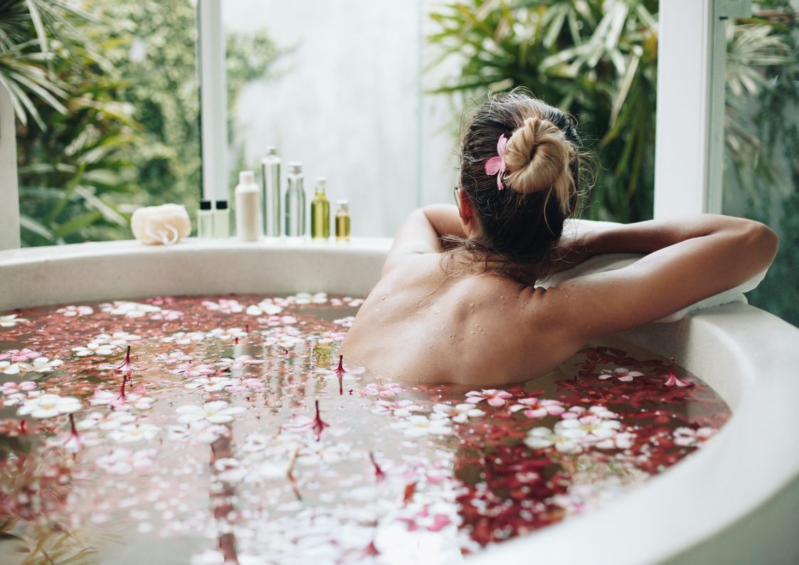5 rituels de soins traditionnels inspirés des quatre coins du monde.